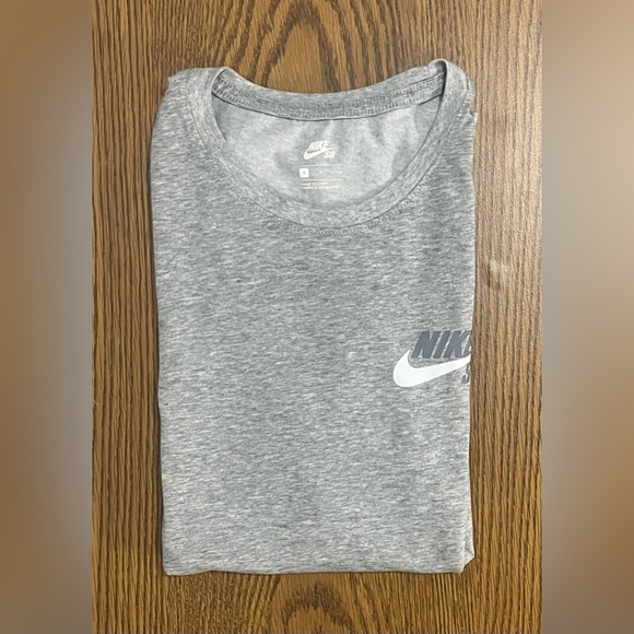 Nike Other - Nike Long Sleeve Top